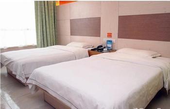 The Seven Hotel 이창 시 외부 사진