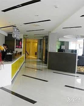 The Seven Hotel 이창 시 외부 사진